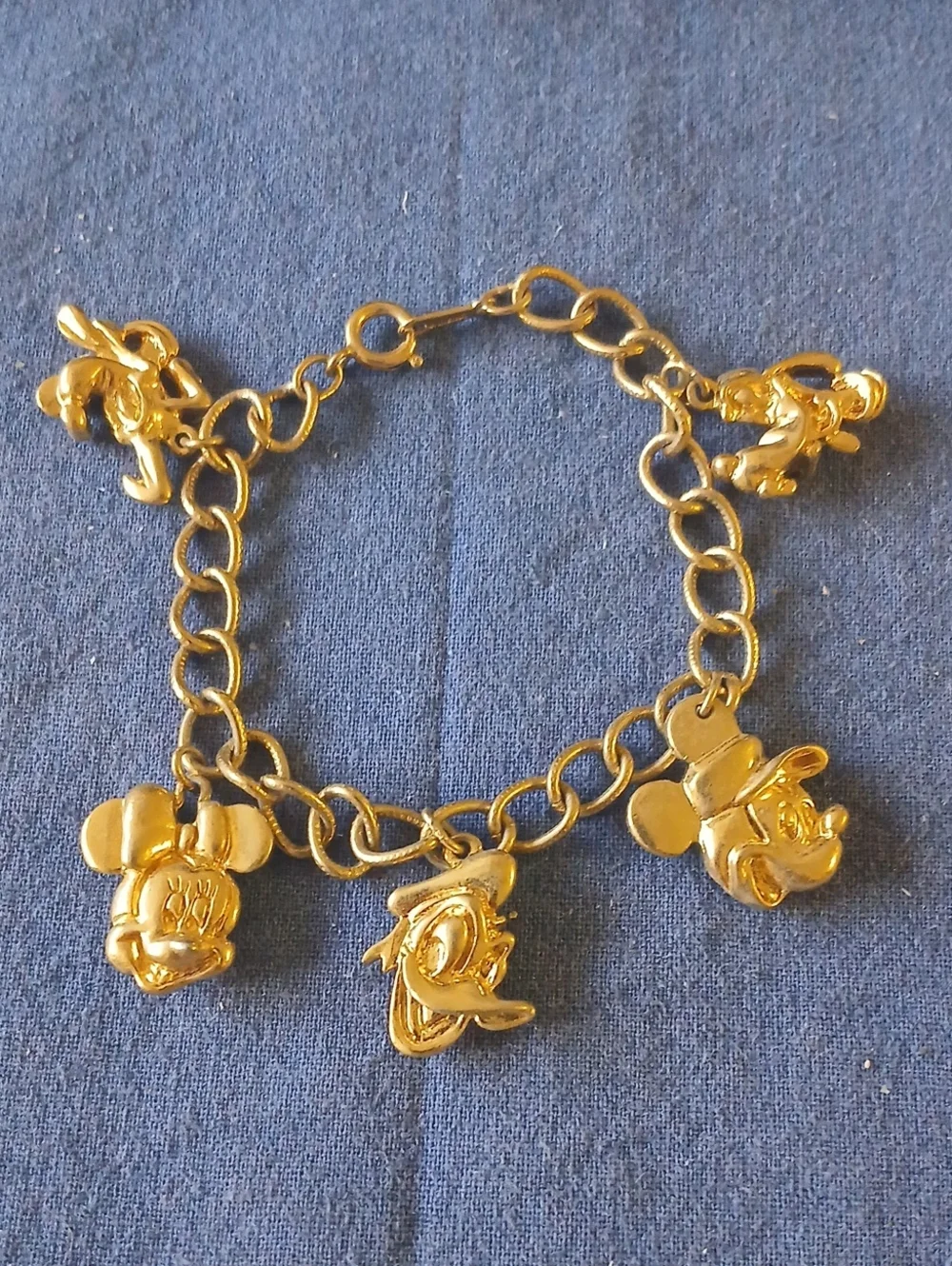 Vintage Disney Gold Tone Mickey Minnie Donald Charm Bracelet Home 6/26